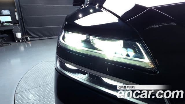Genesis GV80 2020 — ფოტო 29/32