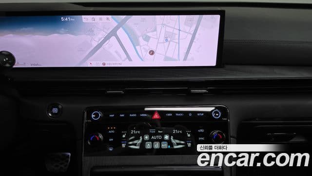 Genesis GV80 Coupe 2025 — Фото 12/20