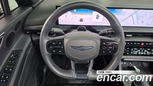 Genesis GV80 Coupe 2025 — Фото 13/20
