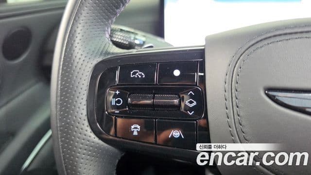 Genesis GV80 Coupe 2025 — Фото 15/20