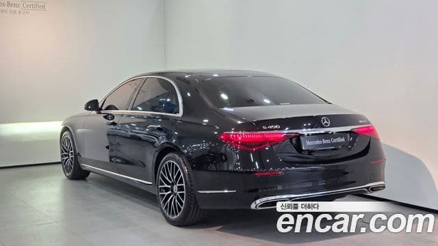 Mercedes-Benz S-Class 2025 — Photo 2/14