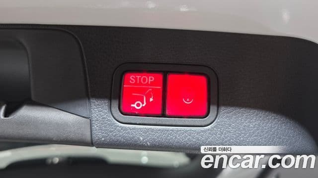 Mercedes-Benz GLB-Class 2023 — Фото 16/20