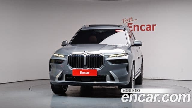 BMW X7 2024 — Şəkil 13/37