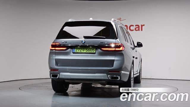 BMW X7 2024 — Şəkil 16/37