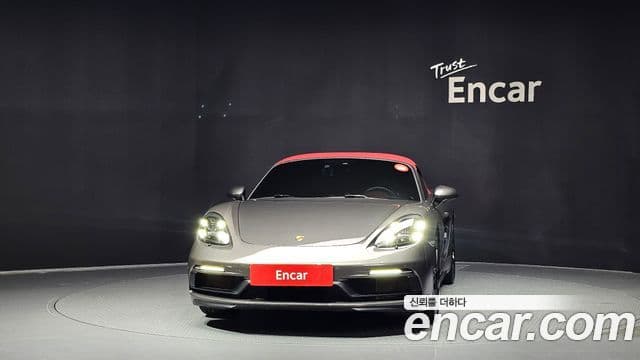 Porsche 718 Boxster 2019 — Фото 3/20