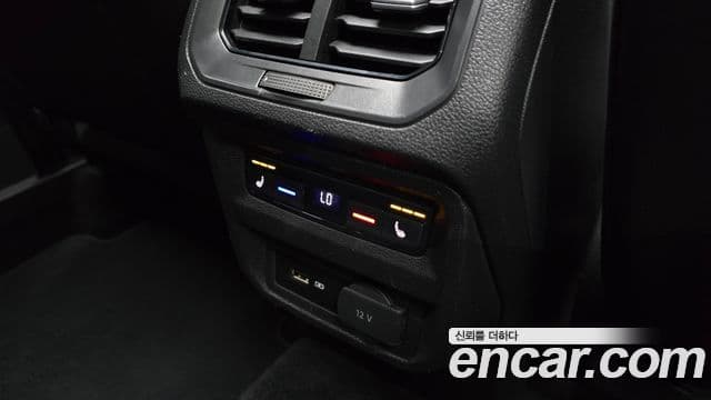 Volkswagen Tiguan 2020 — Photo 7/35