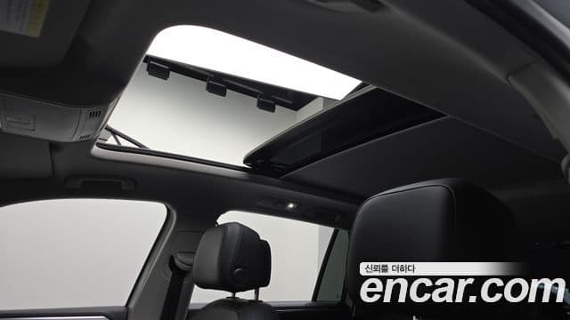 Volkswagen Tiguan 2020 — Photo 9/35