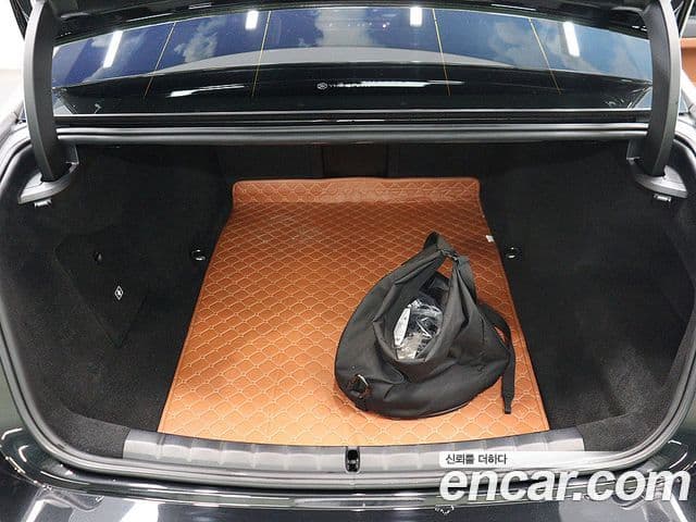 BMW i7 2023 — Photo 11/20