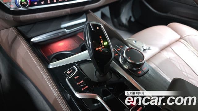 BMW 5 Series 2022 — Şəkil 6/20