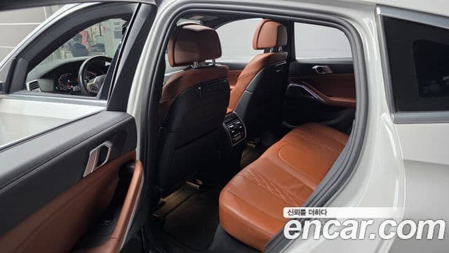 BMW X6 2022 — Photo 20/20