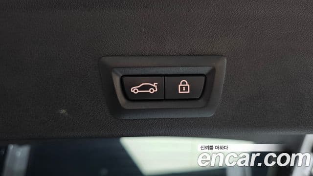 BMW X6 2022 — Photo 14/20
