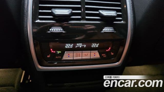 BMW X6 2022 — Photo 9/20