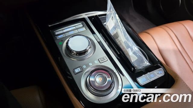 Genesis G80 2023 — Şəkil 24/38