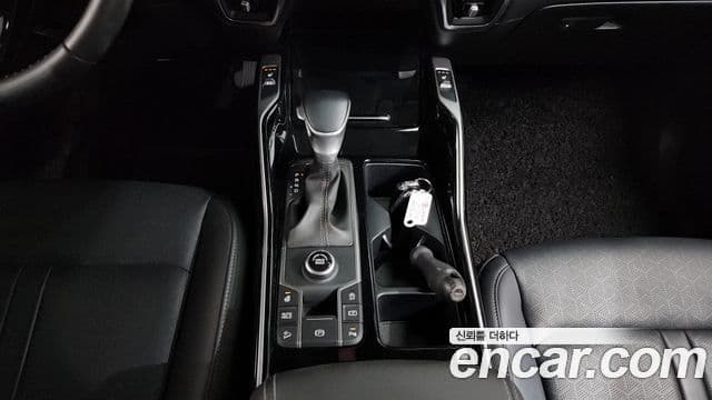 Kia Sorento 2022 — Фото 9/20