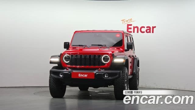 Jeep Wrangler 2024 — ფოტო 29/33