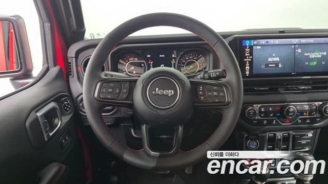 Jeep Wrangler 2024 — ფოტო 33/33