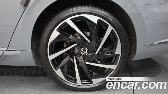 Volkswagen Arteon 2022 — Photo 4/38