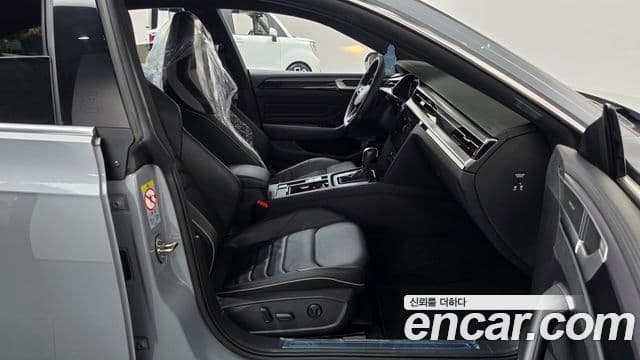Volkswagen Arteon 2022 — Photo 14/38