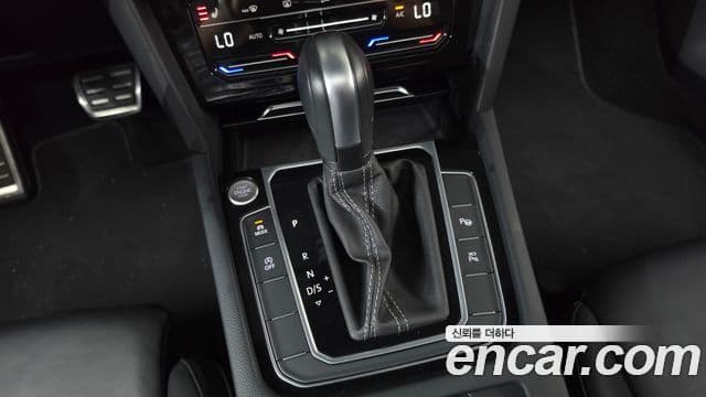 Volkswagen Arteon 2022 — Photo 6/38