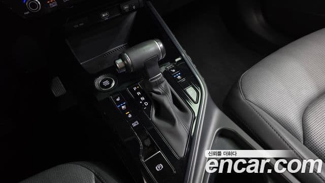 Kia Niro 2022 — Фото 9/20