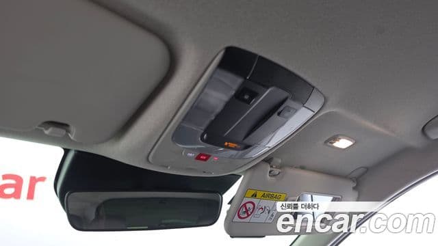 Kia Niro 2022 — Фото 18/20