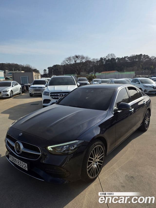 Mercedes-Benz C-Class 2022 — Фото 1/9