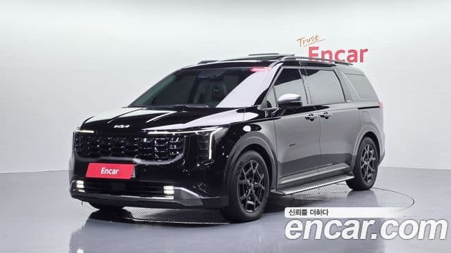 Kia Carnival 2023 — Photo 2/38