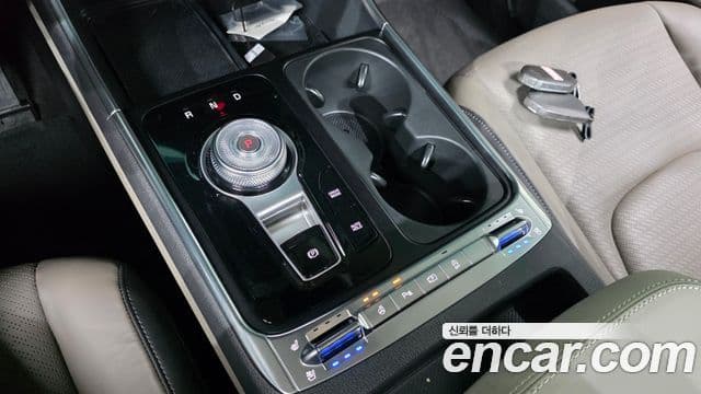 Kia Carnival 2023 — Фото 9/20