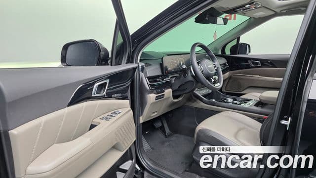 Kia Carnival 2023 — Фото 10/20