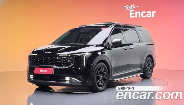 Kia Carnival 2023 — Фото 1/20
