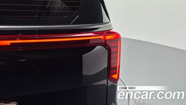 Kia Carnival 2023 — Photo 6/38