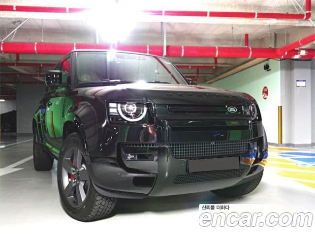 Land Rover Defender 2026 — Photo 1/5