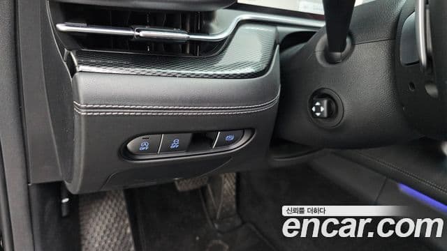 Genesis G90 2022 — ფოტო 12/38