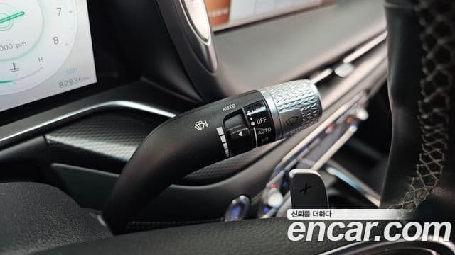 Genesis G90 2022 — ფოტო 29/38