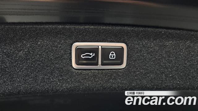 Genesis G90 2022 — ფოტო 25/38
