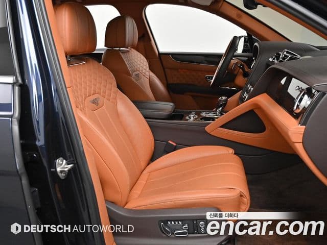 Bentley Bentayga 2021 — Photo 14/20