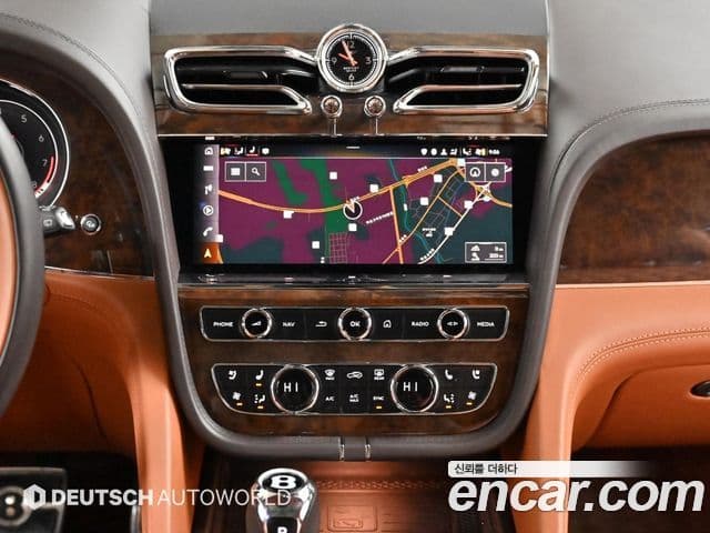 Bentley Bentayga 2021 — Photo 20/20
