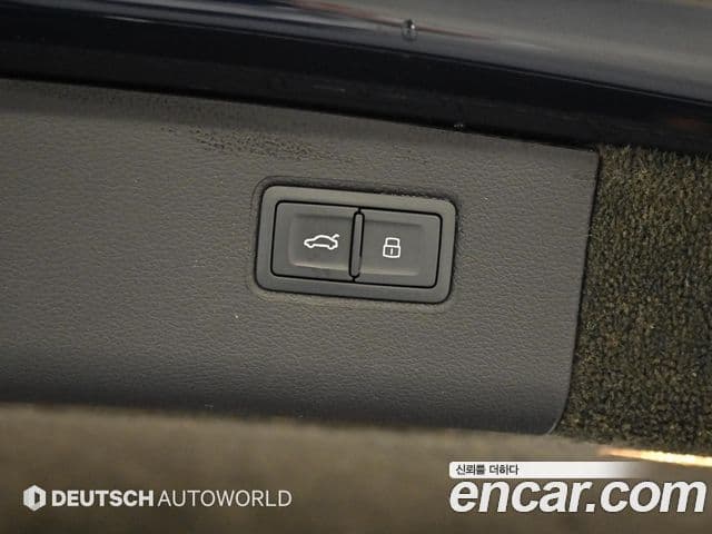 Bentley Bentayga 2021 — Photo 4/20