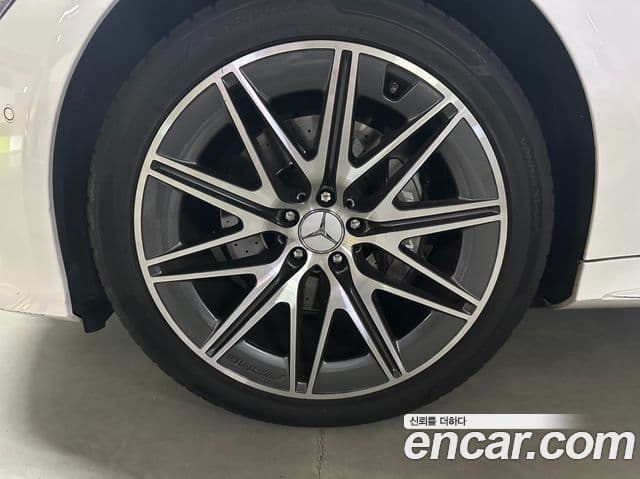 Mercedes-Benz AMG GT 2022 — Photo 6/20