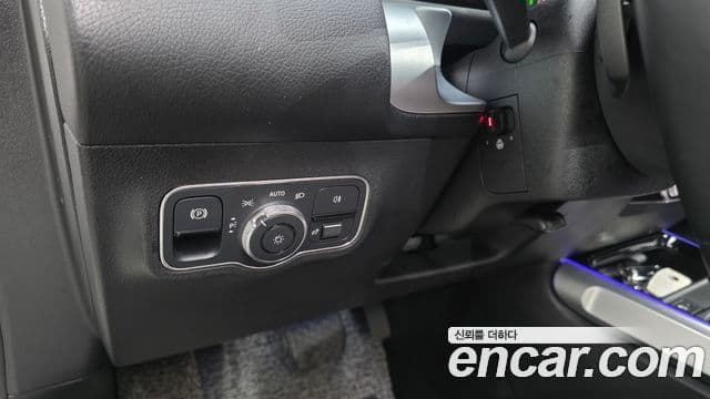 Mercedes-Benz EQB 2022 — ფოტო 12/33