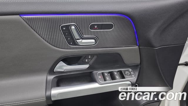 Mercedes-Benz EQB 2022 — ფოტო 33/33