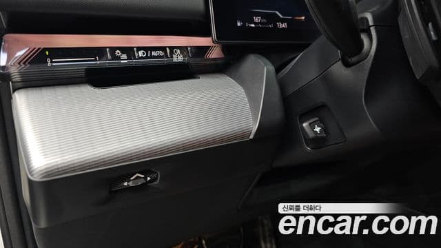 BMW 5 Series 2024 — Photo 3/37