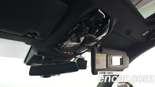 BMW 5 Series 2024 — Photo 16/37