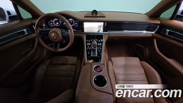 Porsche Panamera 2023 — Photo 15/20