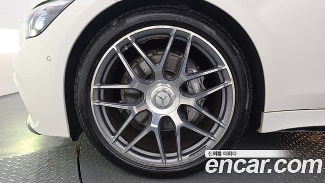 Mercedes-Benz AMG GT 2021 — Фото 5/20