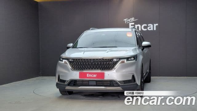 Kia Carnival 2022 — Фото 3/20