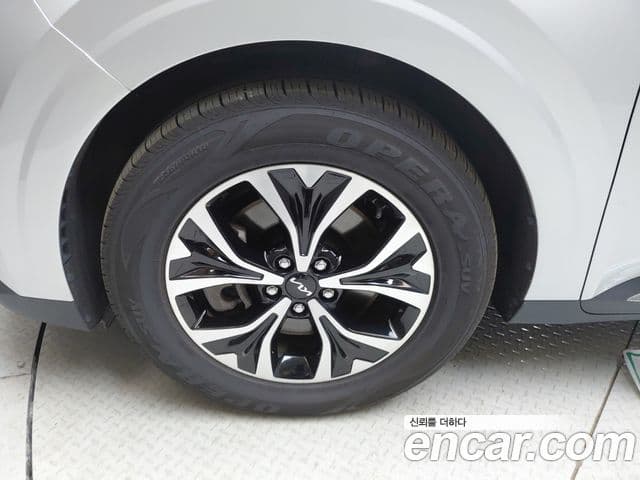 Kia Carnival 2022 — Фото 5/20
