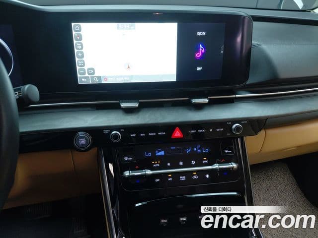 Kia Carnival 2022 — Фото 13/20