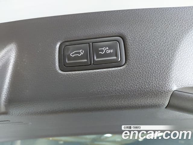 Kia Carnival 2022 — Фото 17/20