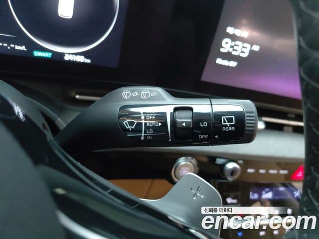 Kia Carnival 2022 — ფოტო 6/29